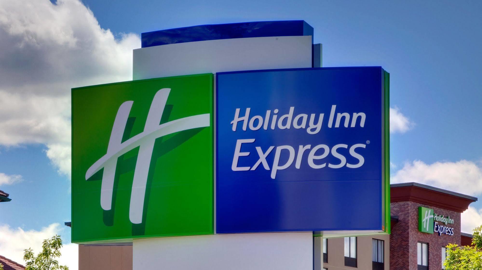 Holiday Inn Express & Suites - Jacksonville W - I295 And I10, An Ihg Hotel Exterior photo